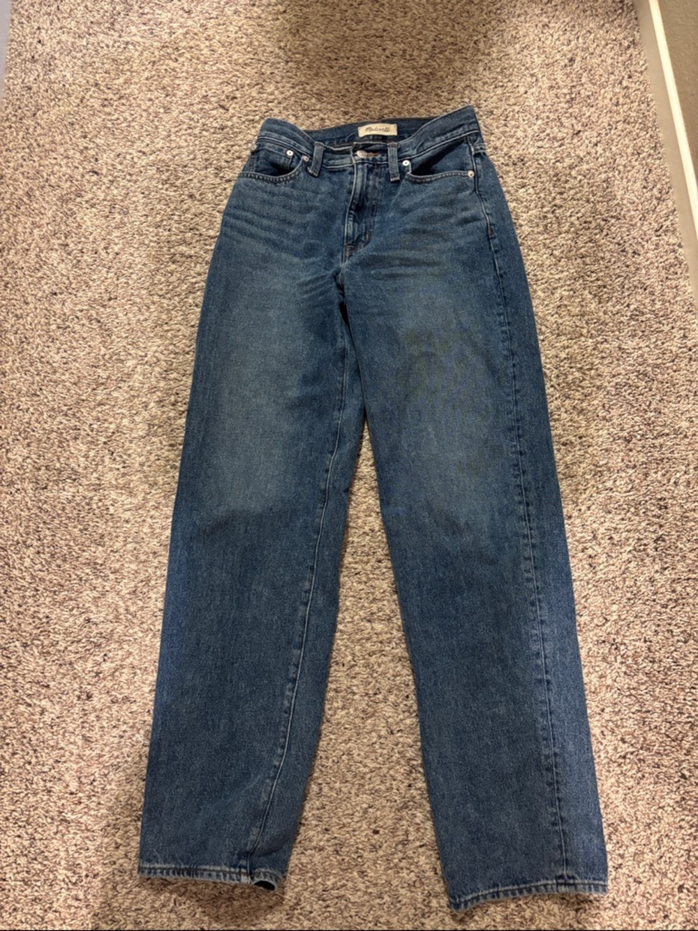 Madewell baggy straight jeans size 23